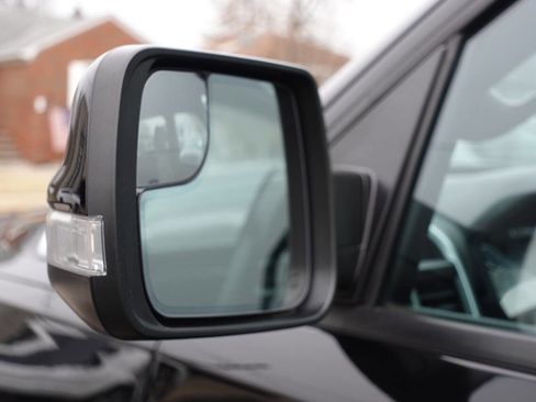 Used 2022 RAM 1500 Big Horn AWD/4WD image 14