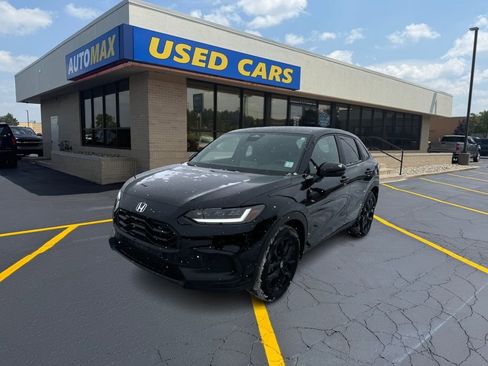 Used 2024 Honda HR-V Sport image 1