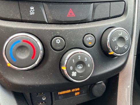 Used 2018 Chevrolet Trax LS image 16