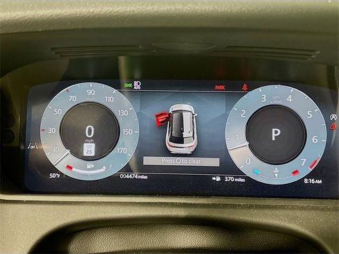 Used 2026 Land Rover Range Rover Velar Dynamic SE image 13