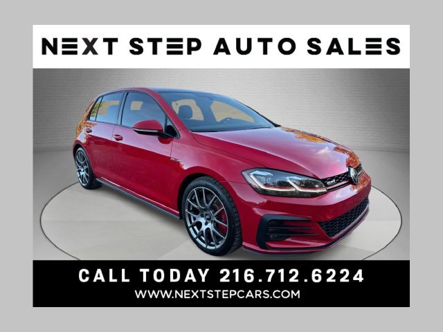 Used 2018 Volkswagen GTI SE FWD image 1
