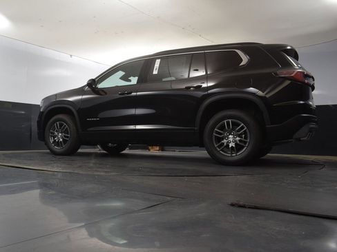 New 2025 GMC Acadia Elevation image 42