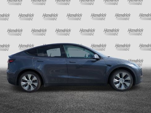 Used 2021 Tesla Model Y 2WD image 11