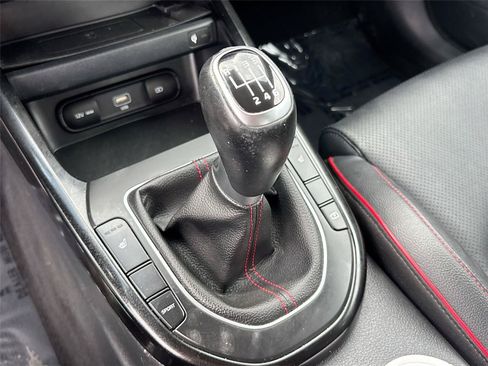 Used 2023 Kia Forte GT FWD image 17