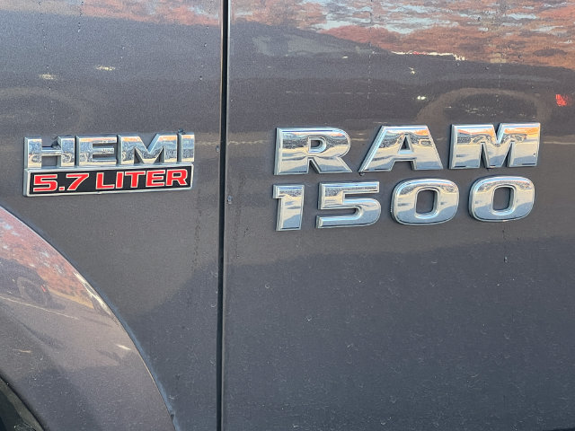 Used 2015 RAM 1500 Laramie w/ Convenience Group AWD/4WD image 5