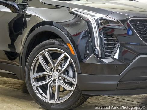 Certified 2023 Cadillac XT4 Sport AWD/4WD image 3