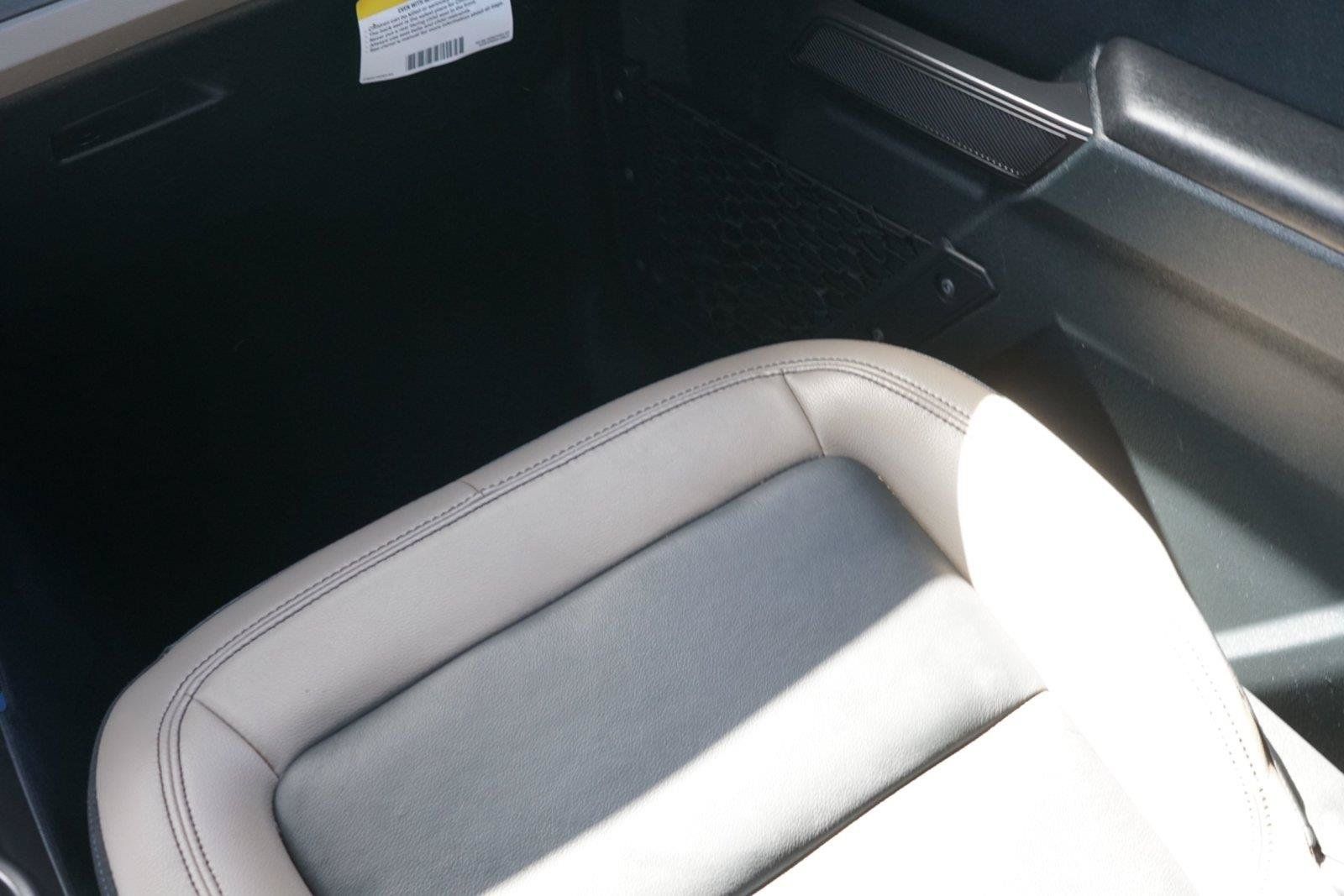 Used 2024 Ford Bronco Wildtrak AWD/4WD image 27