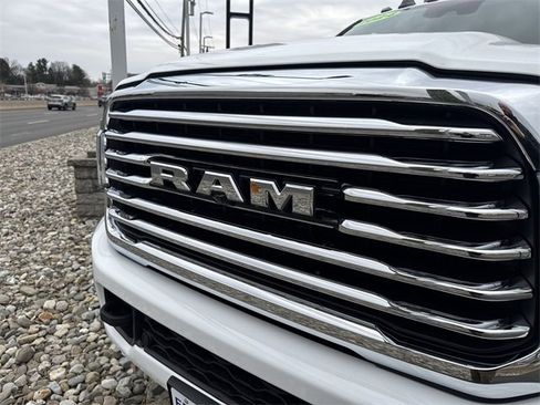 Used 2024 RAM 3500 Limited w/ Safety Group image 32
