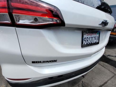 Used 2022 Chevrolet Equinox RS FWD image 33