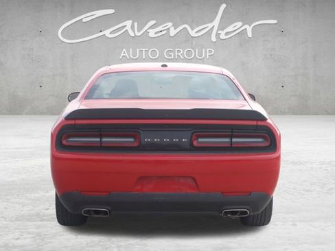 Used 2023 Dodge Challenger SXT image 6