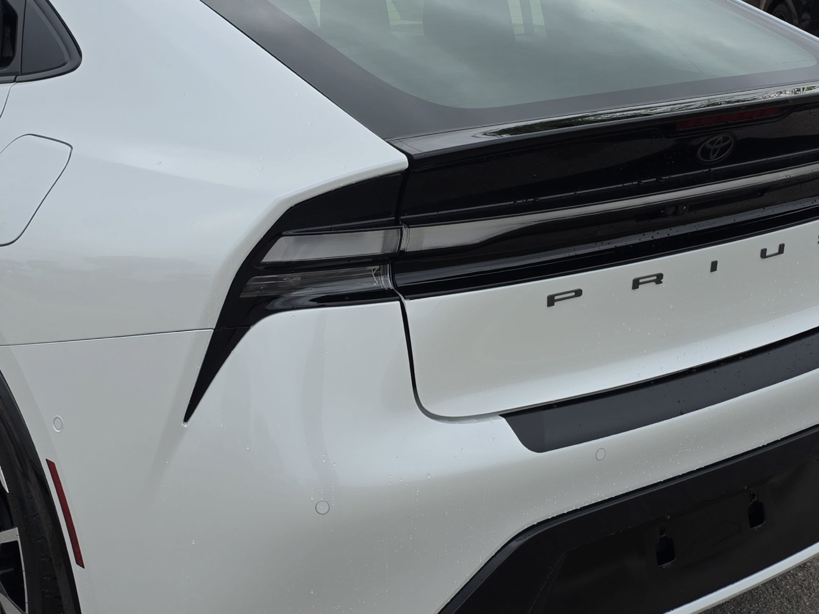 New 2027 Toyota Prius Plug-In Hybrid w/ Limited Premium Package FWD image 28