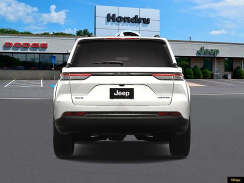 New 2025 Jeep Grand Cherokee Limited w/ Black Appearance Package AWD/4WD image 5