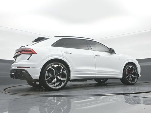 Used 2023 Audi RS Q8 AWD/4WD image 32