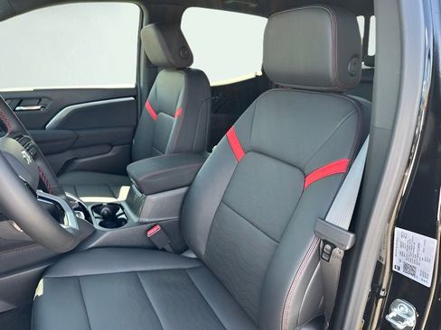 New 2026 Chevrolet Colorado Z71 w/ Technology Package AWD/4WD image 10