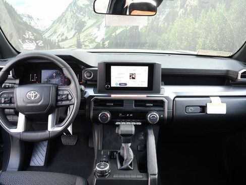 New 2026 Toyota 4Runner SR5 image 9