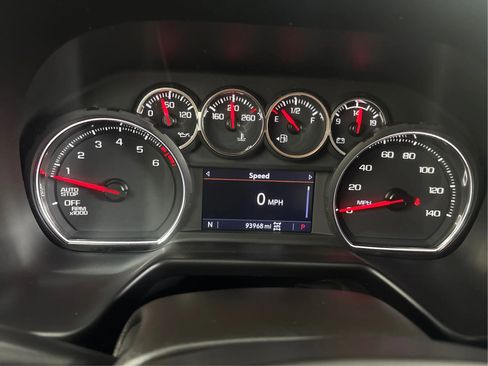 Used 2021 Chevrolet Suburban LT AWD/4WD image 23