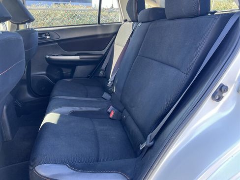 Used 2017 Subaru Crosstrek 2.0i Premium w/ Moonroof Package image 9