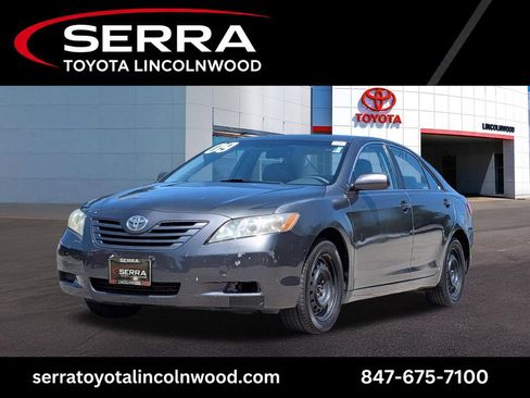 Used 2009 Toyota Camry FWD image 1