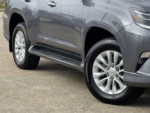 Used 2023 Lexus GX 460 Premium image 7