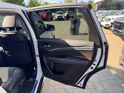 Used 2020 Acura MDX SH-AWD image 24
