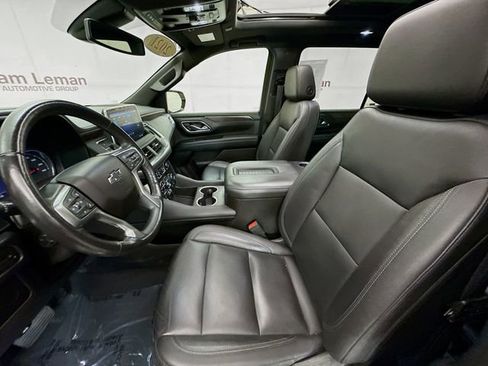 Used 2021 Chevrolet Suburban Z71 w/ Luxury Package image 23