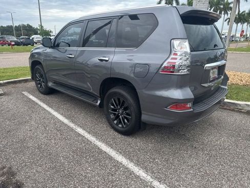 Used 2022 Lexus GX 460 Premium w/ Premium Package AWD/4WD image 4