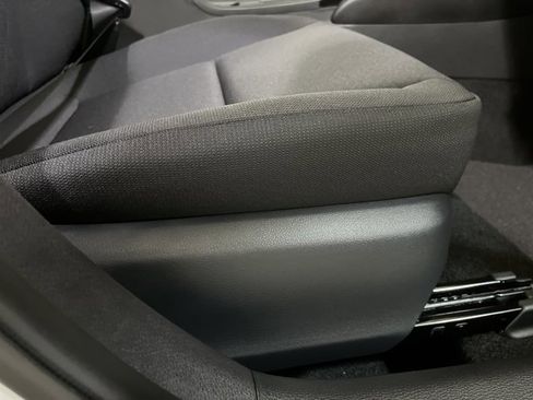 Used 2026 Toyota Corolla LE image 37