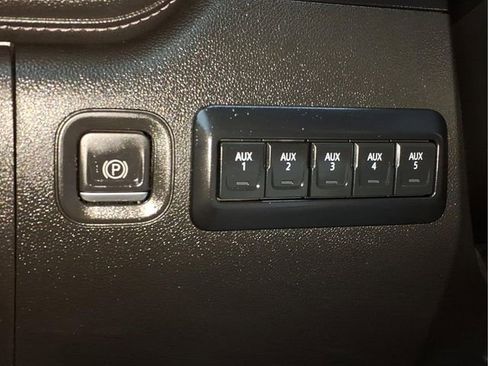 Used 2022 Chevrolet Silverado 2500 LT w/ All Star Edition image 29