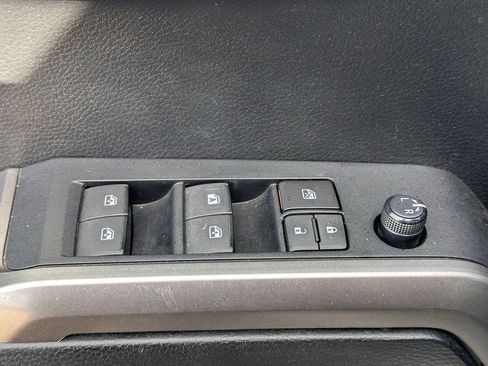 Used 2021 Toyota Tacoma SR5 image 22