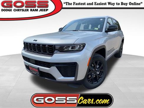 New 2026 Jeep Grand Cherokee Altitude AWD/4WD image 1