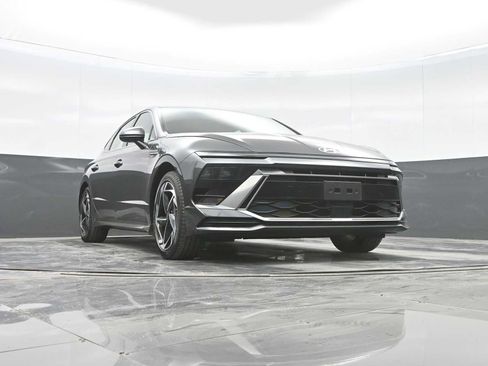 Certified 2025 Hyundai Sonata SEL image 31