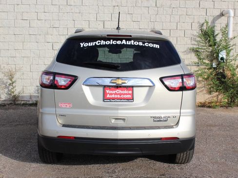 Used 2015 Chevrolet Traverse LT image 4