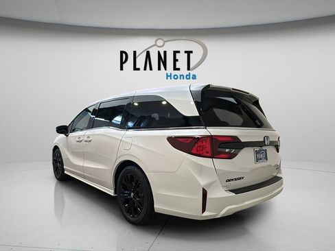 New 2026 Honda Odyssey Sport-L image 6