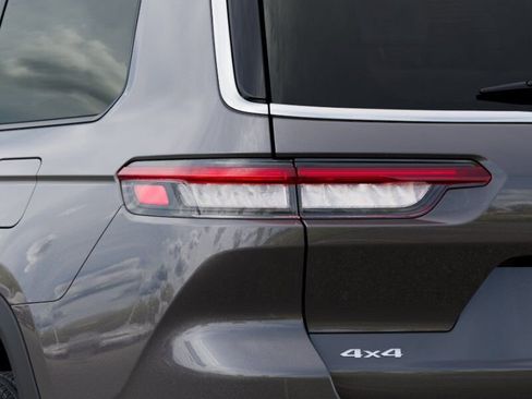 New 2026 Jeep Grand Cherokee L Limited AWD/4WD image 5