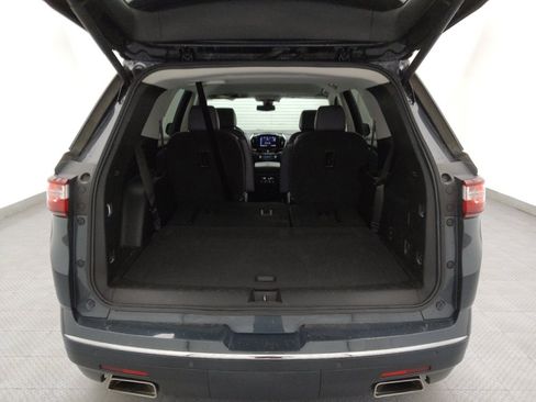 Used 2020 Chevrolet Traverse Premier FWD image 29