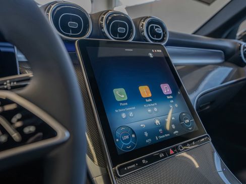 New 2026 Mercedes-Benz GLC 300 4MATIC image 33