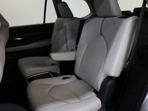 Used 2024 Toyota Grand Highlander Platinum image 73