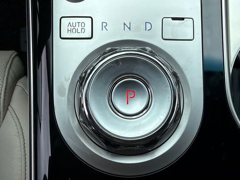 New 2026 Genesis GV70 2.5T image 32