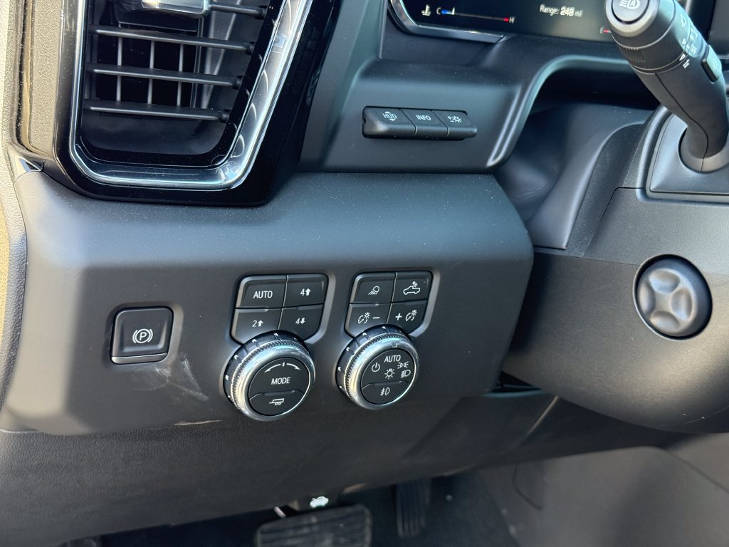 New 2026 GMC Sierra 1500 Denali w/ Technology Package AWD/4WD image 18