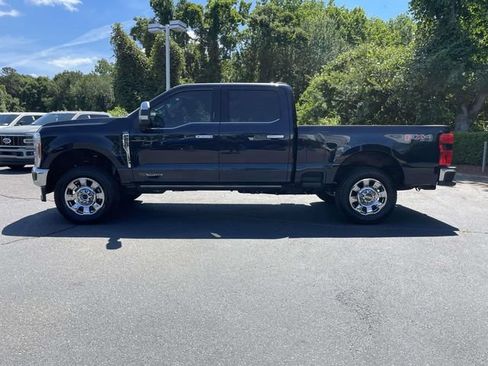 Used 2023 Ford F250 Lariat w/ Lariat Ultimate Package AWD/4WD image 36