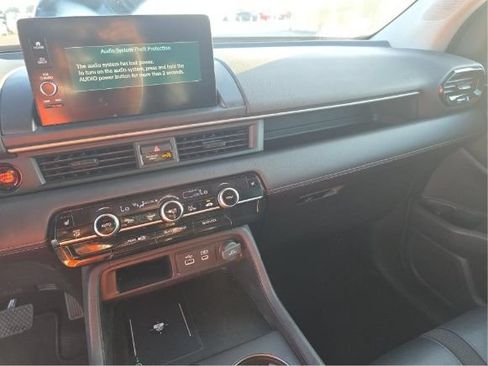 Used 2023 Honda Pilot EX-L image 8