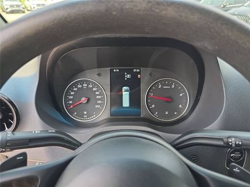 Used 2022 Mercedes-Benz Sprinter 2500 image 27