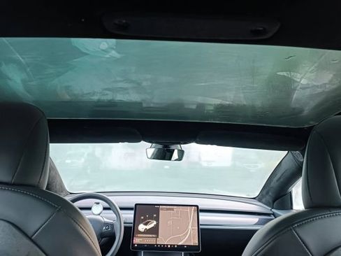 Used 2020 Tesla Model 3 image 14