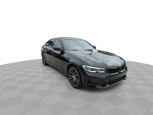 Used 2022 BMW 330i Sedan w/ Convenience Package image 3