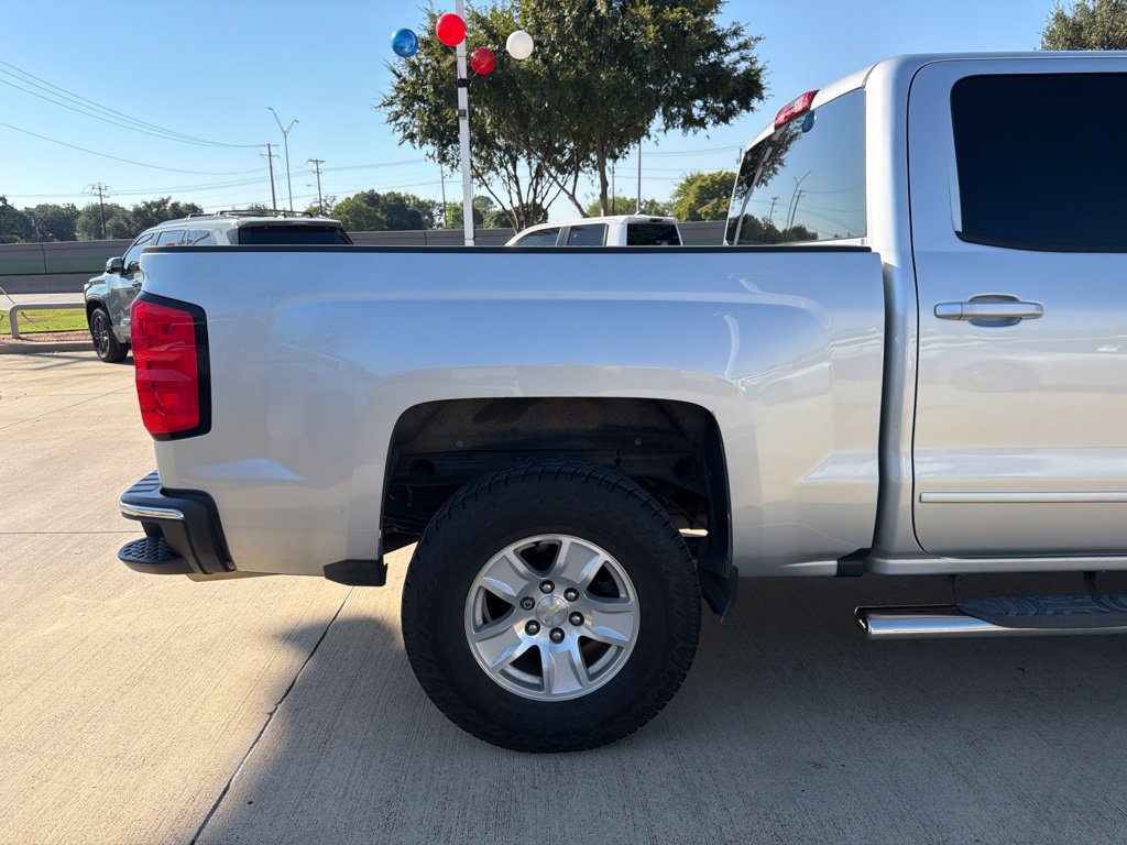 Used 2018 Chevrolet Silverado 1500 LT w/ Texas Edition RWD image 12
