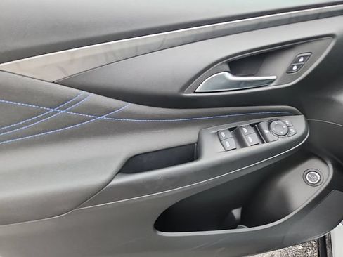 New 2026 Buick Envista Sport Touring w/ Convenience I Package FWD image 8