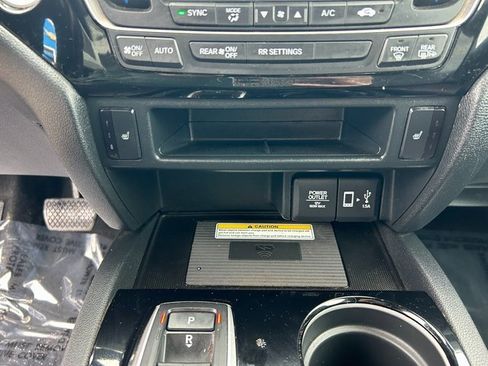 Used 2022 Honda Ridgeline Black Edition image 16