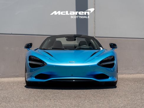 Used 2024 McLaren 750S Spider RWD image 10