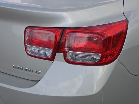 Used 2015 Chevrolet Malibu LT w/ Power Convenience Package FWD image 12