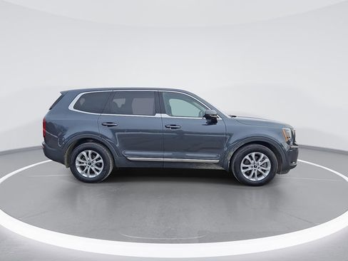 Used 2022 Kia Telluride LX image 10
